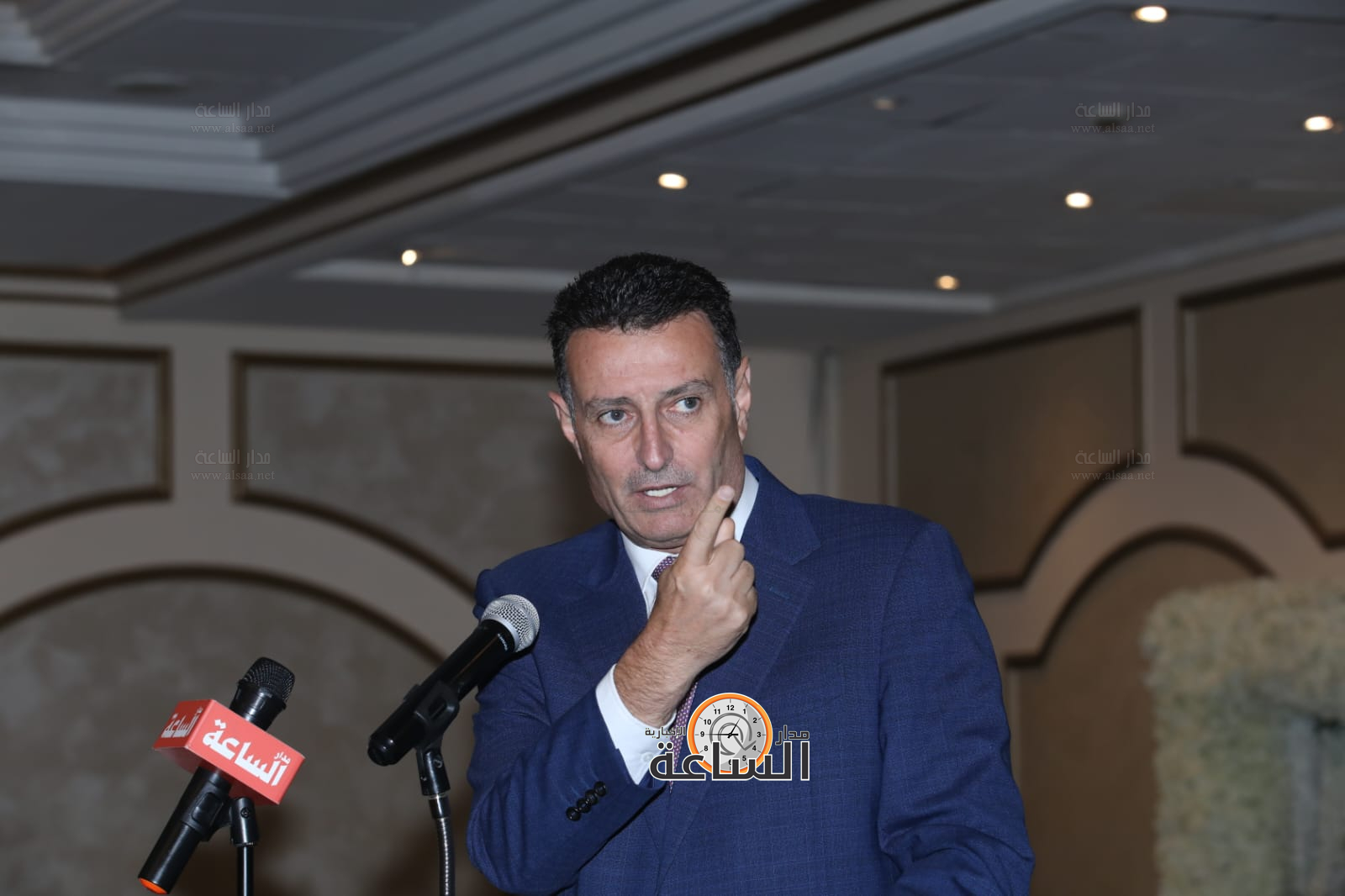 Madar Al-Saa Images 0.33093724088670173