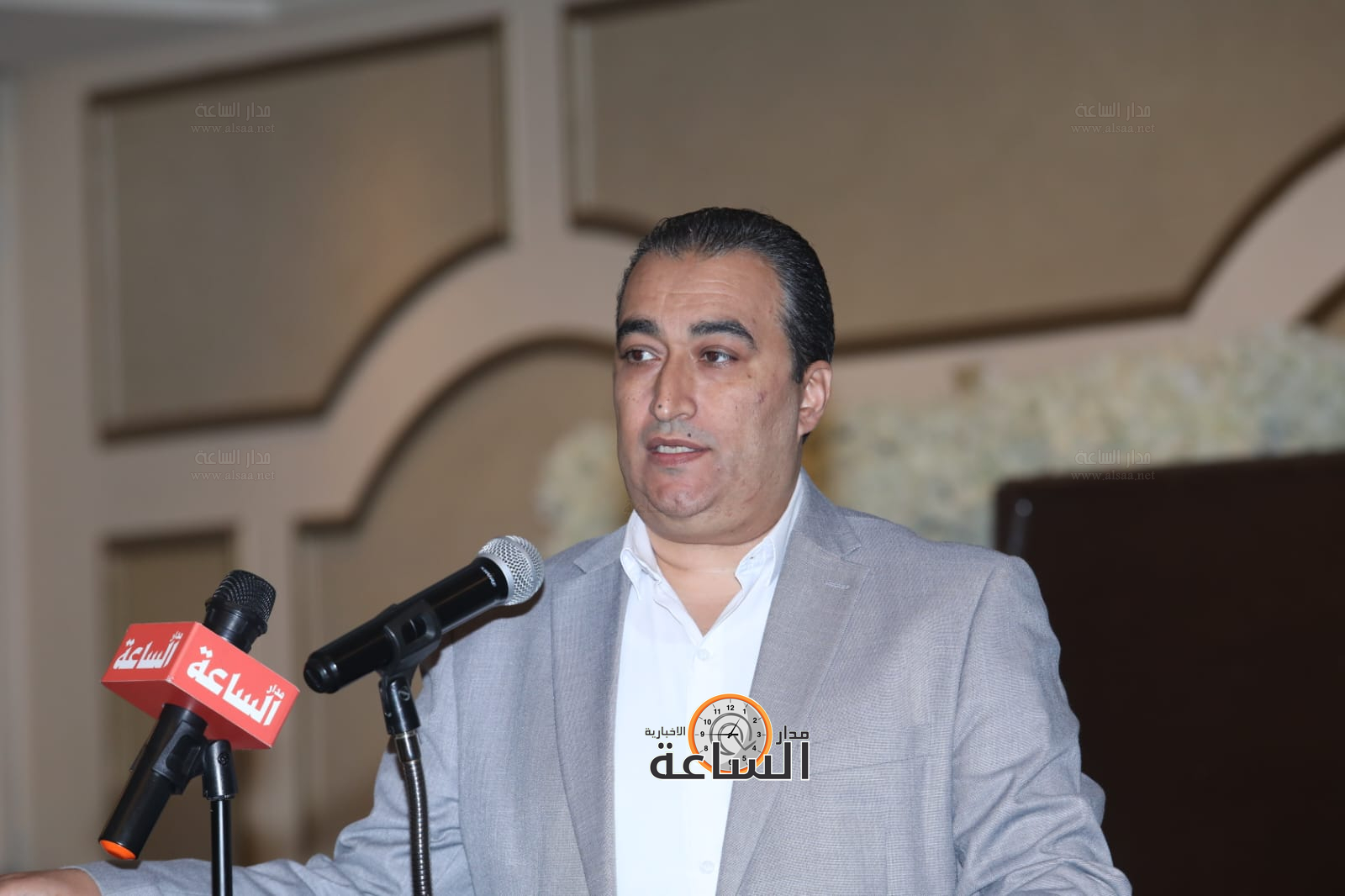 Madar Al-Saa Images 0.7771099606146057