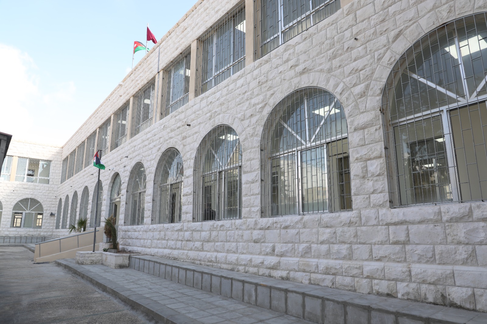 Madar Al-Saa Images 0.2634087970120549