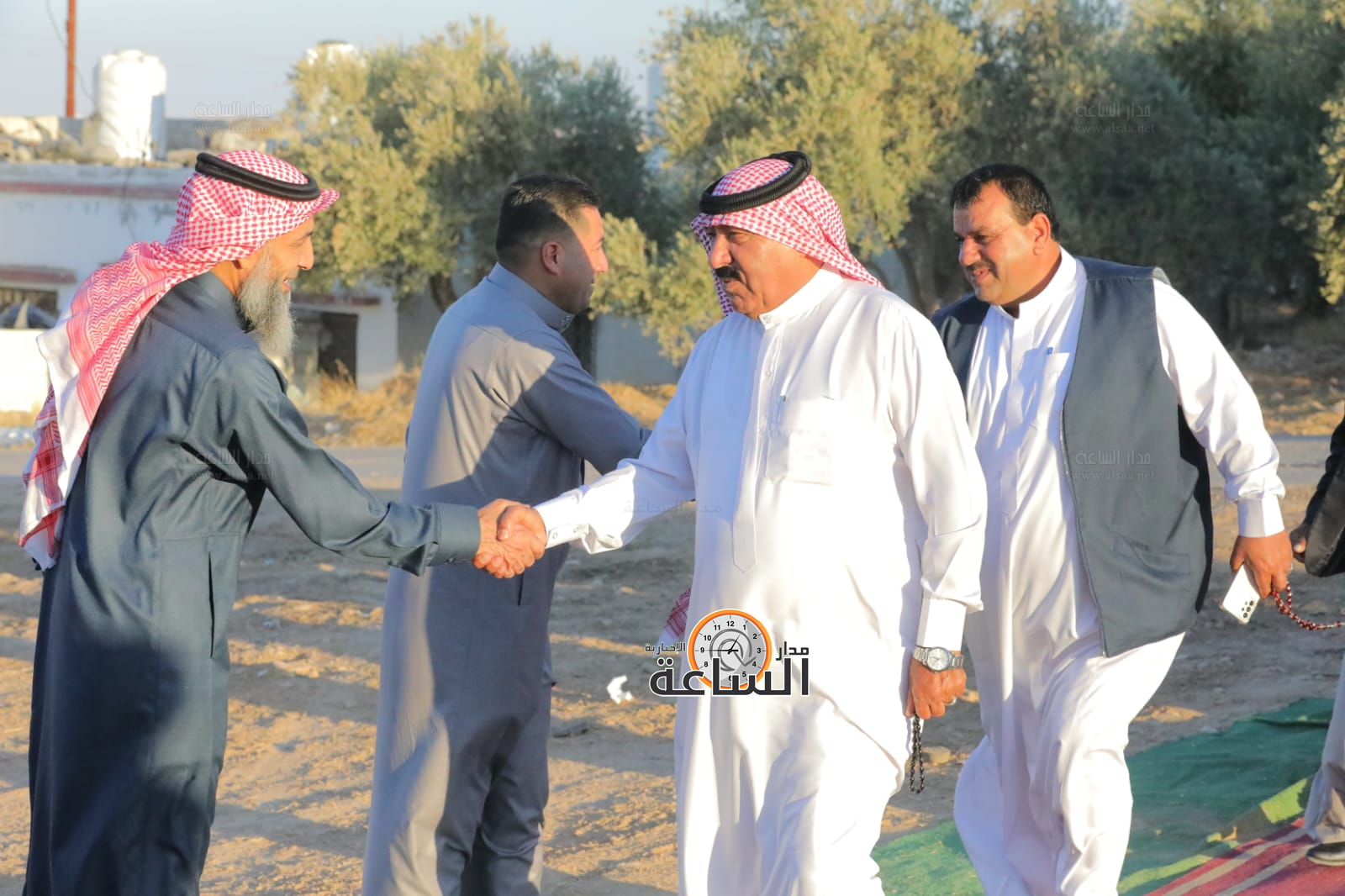 Madar Al-Saa Images 0.1427446733991138