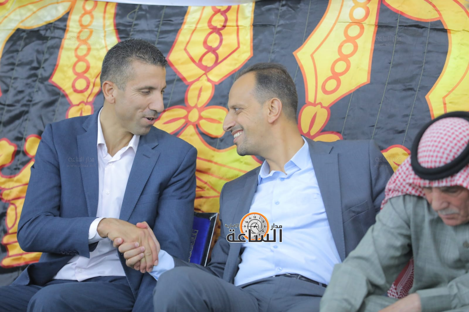 Madar Al-Saa Images 0.9008517221892318