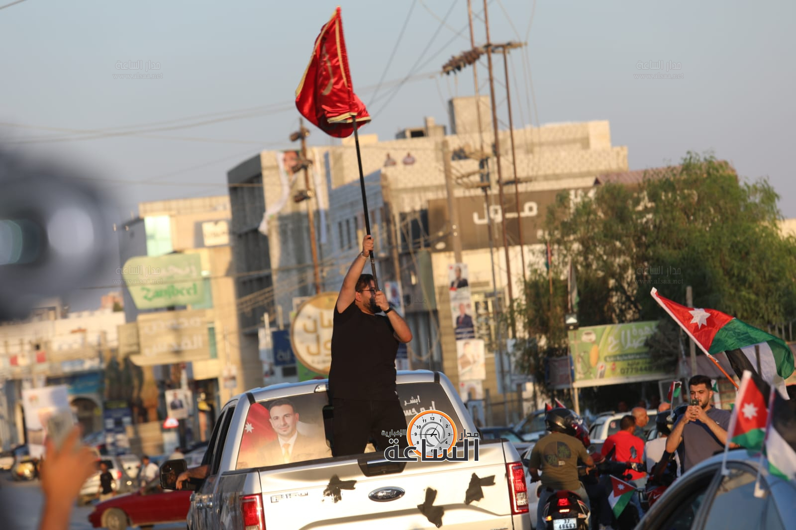 Madar Al-Saa Images 0.7075492425355585