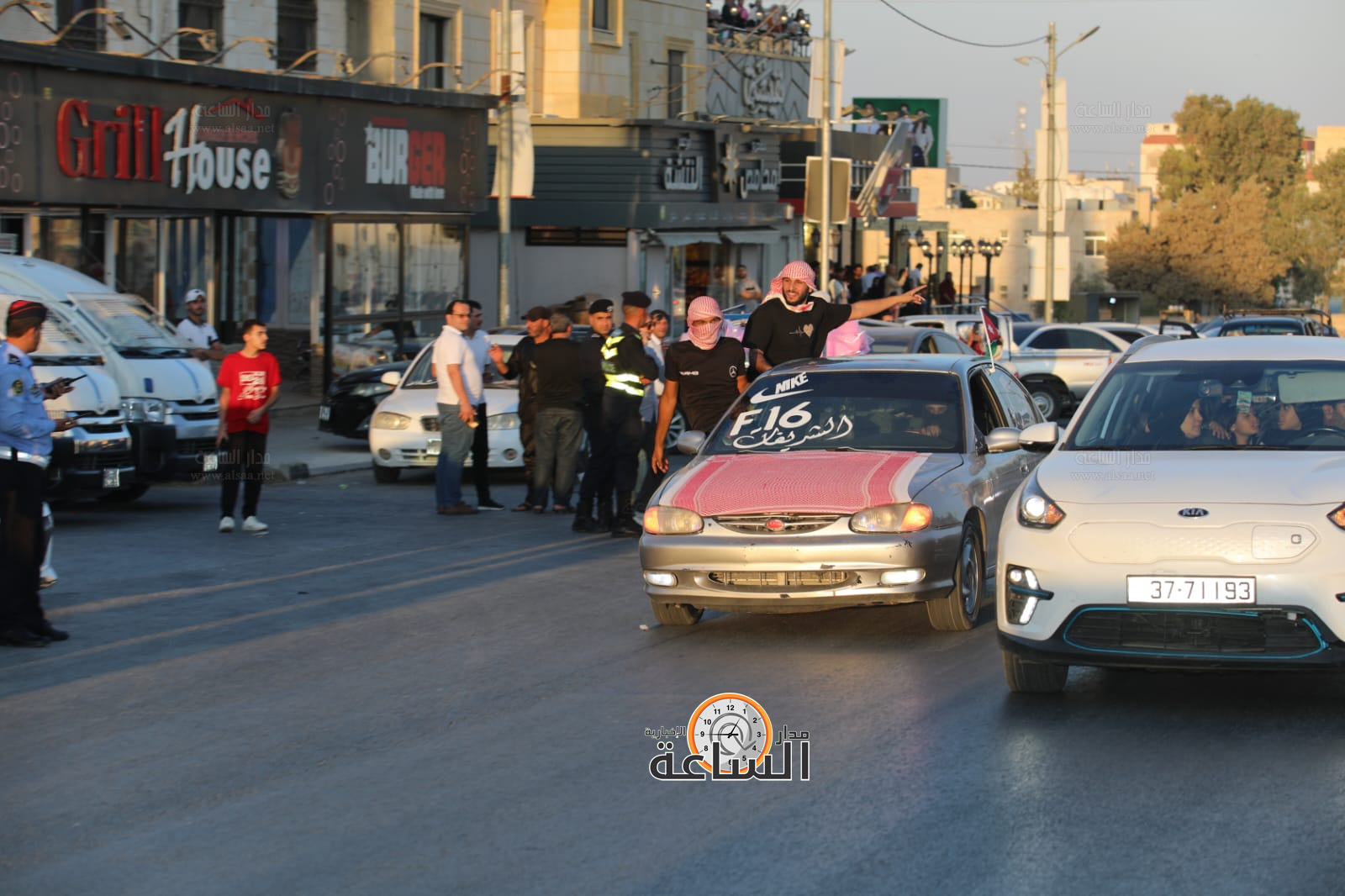 Madar Al-Saa Images 0.623162353071643