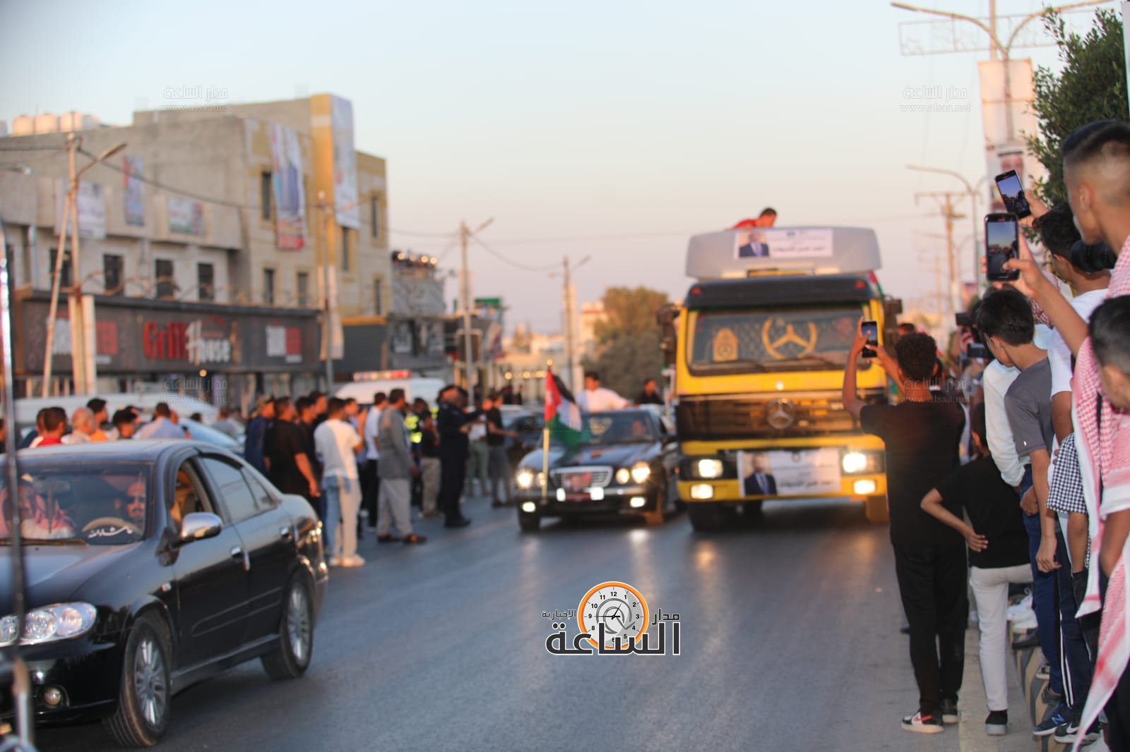 Madar Al-Saa Images 0.5537039625352043