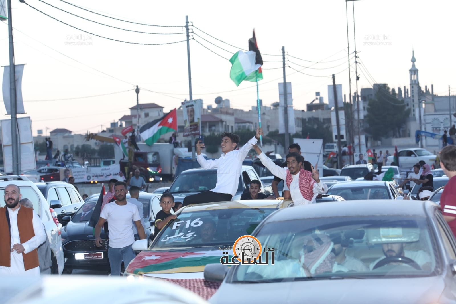 Madar Al-Saa Images 0.7310556357720048