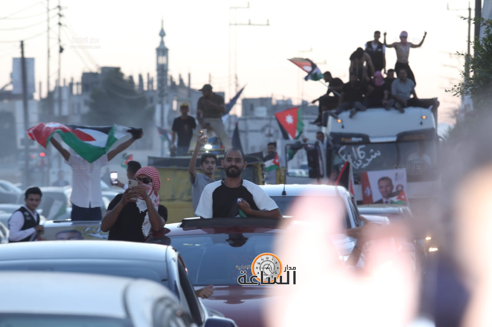 Madar Al-Saa Images 0.4425430085430908