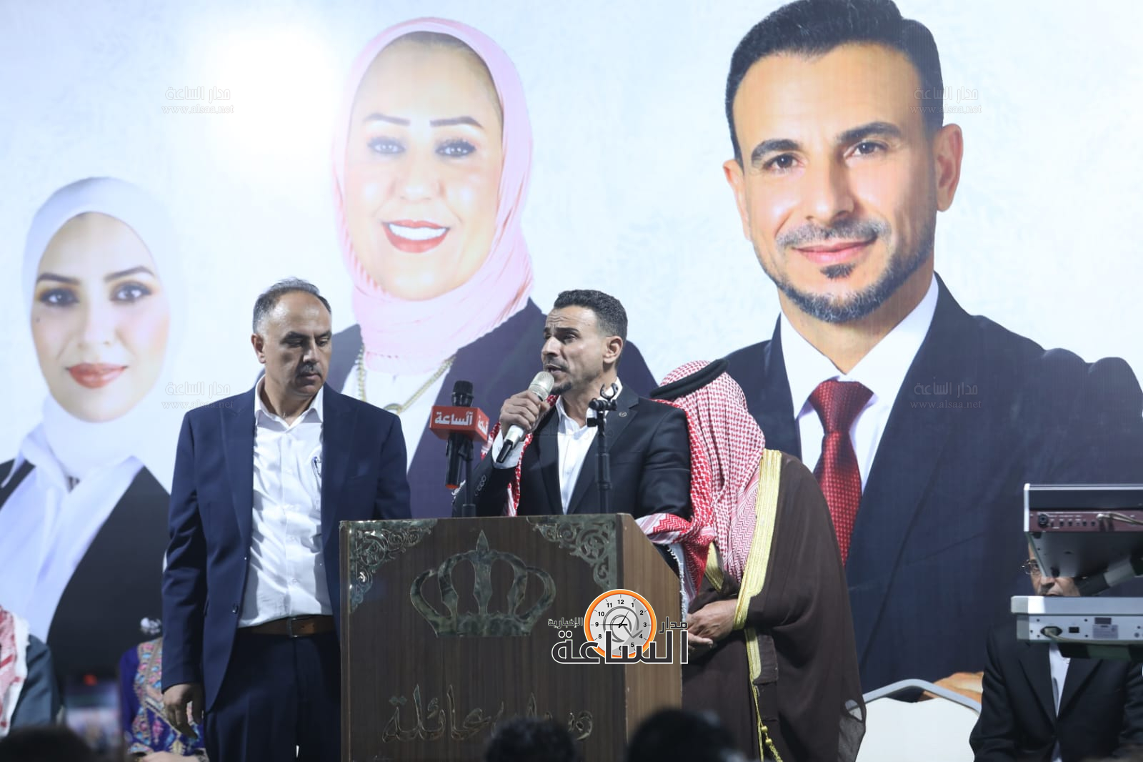 Madar Al-Saa Images 0.7400219430057069