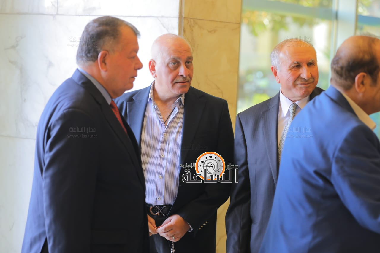 Madar Al-Saa Images 0.8661275370047781