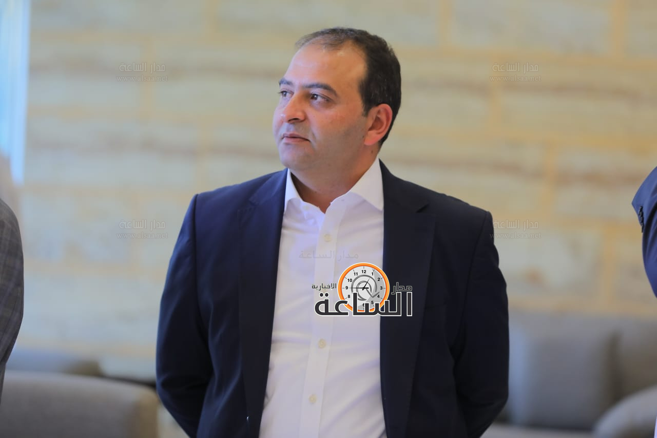 Madar Al-Saa Images 0.43433528803433785