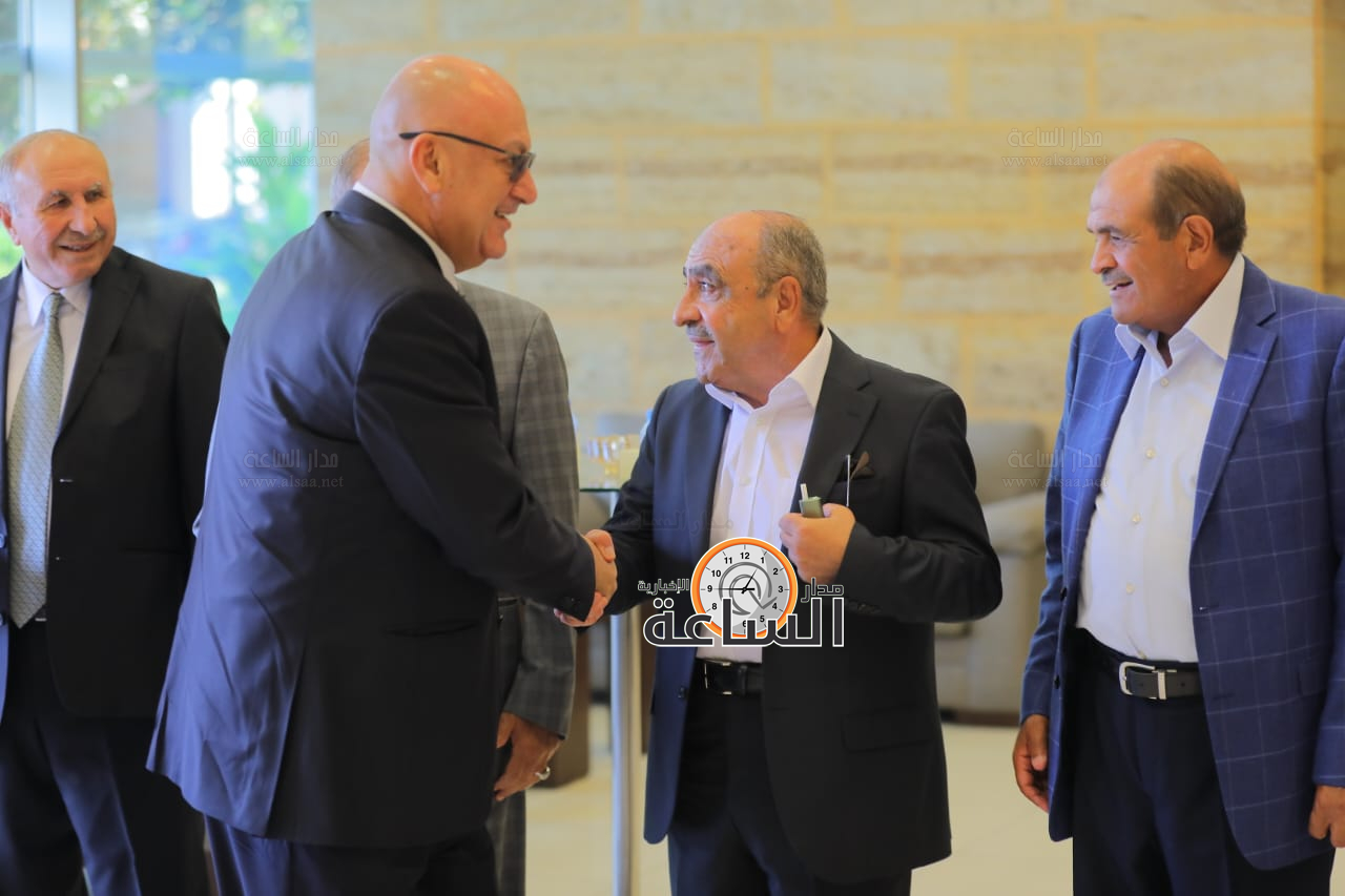 Madar Al-Saa Images 0.07304240296876996