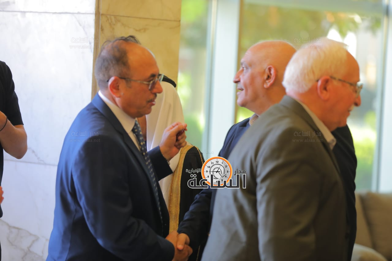 Madar Al-Saa Images 0.33285104844168356