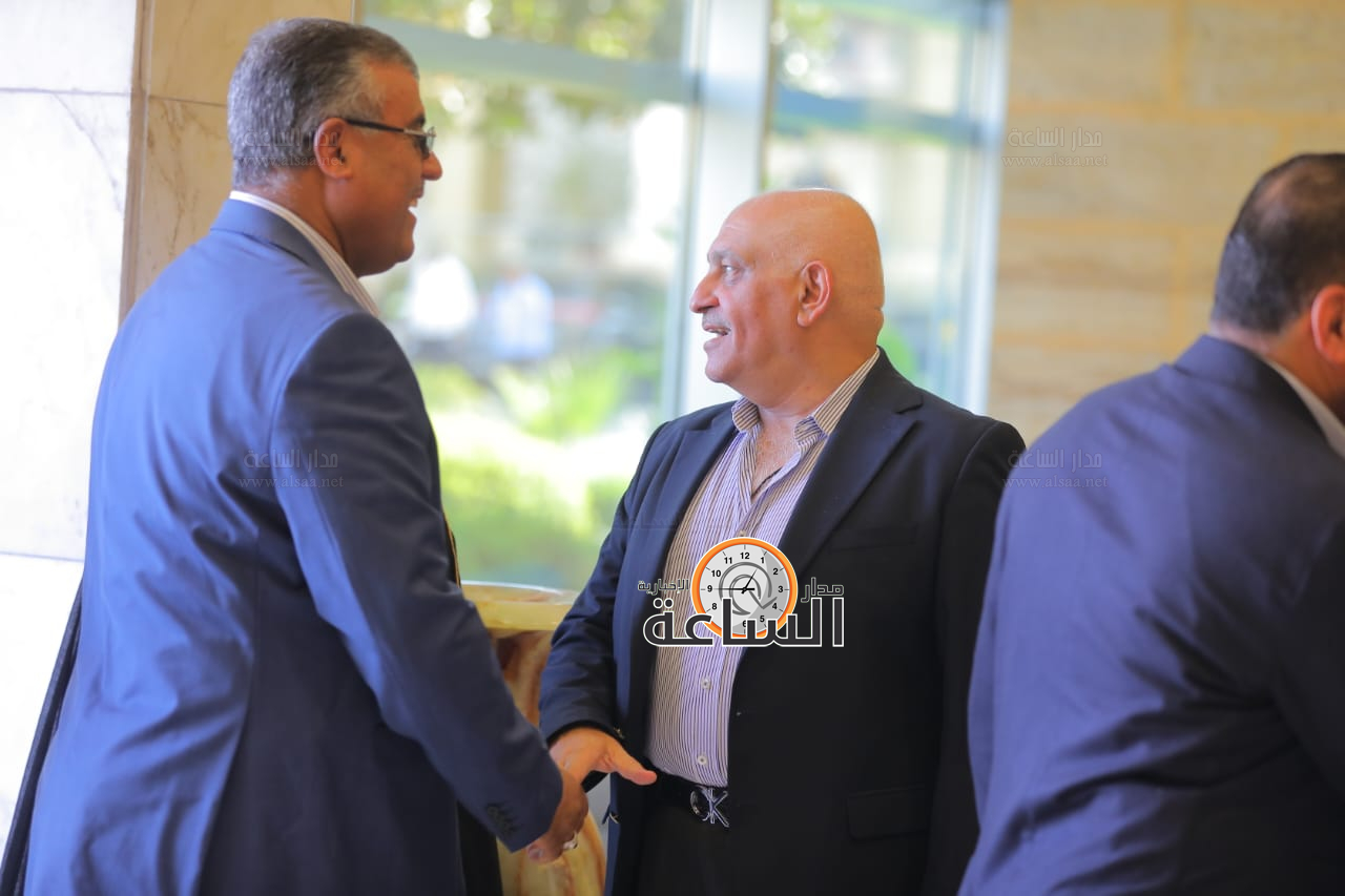 Madar Al-Saa Images 0.323321881902636