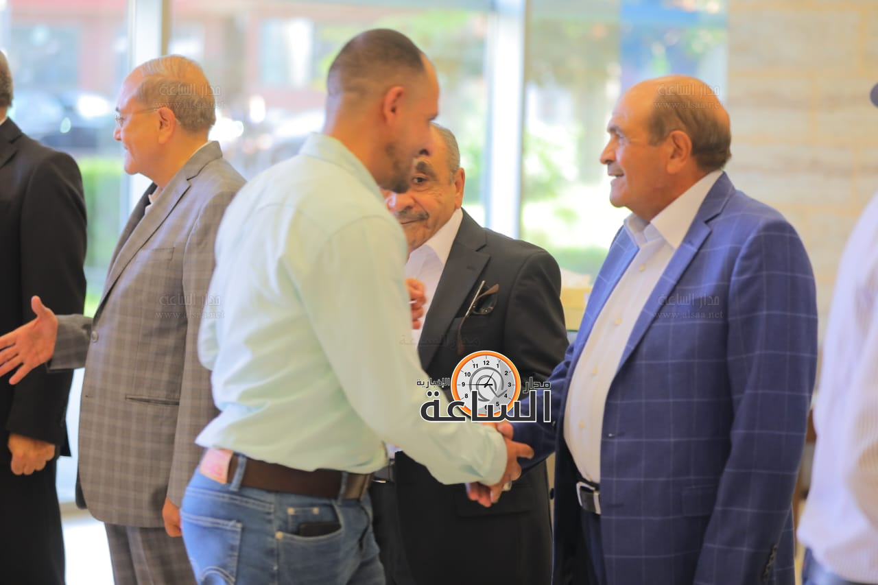 Madar Al-Saa Images 0.4327305742446699