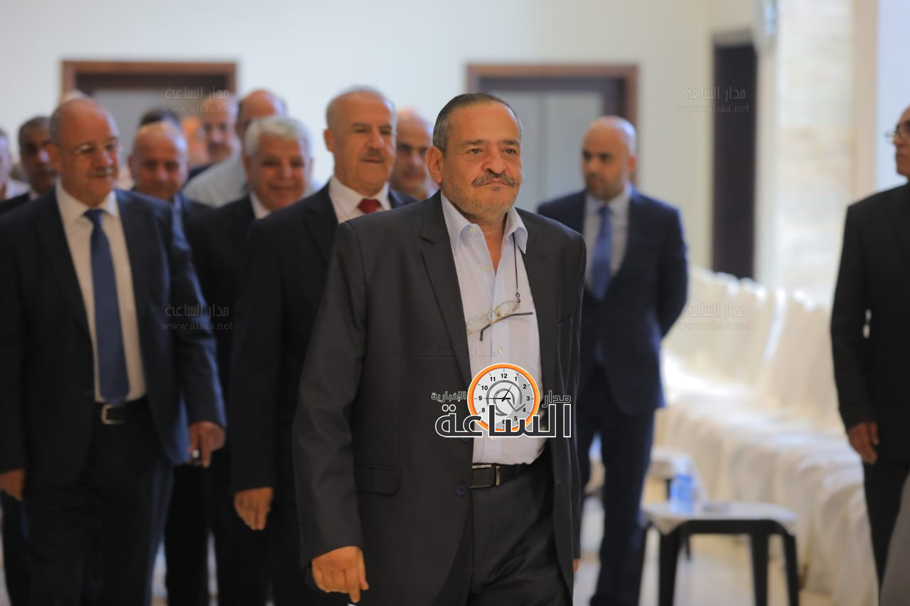 Madar Al-Saa Images 0.49153060333625387