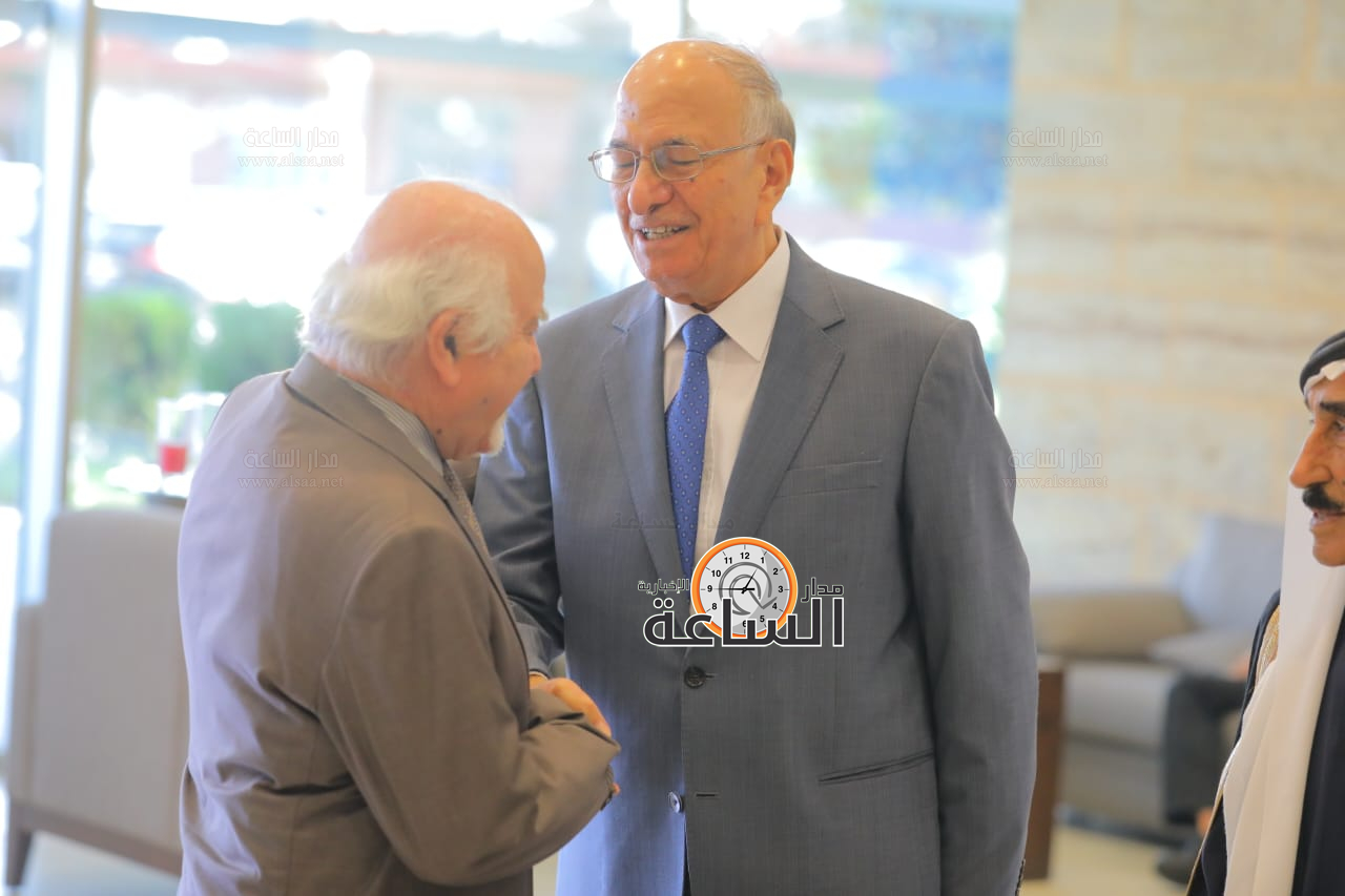 Madar Al-Saa Images 0.9623232345430925