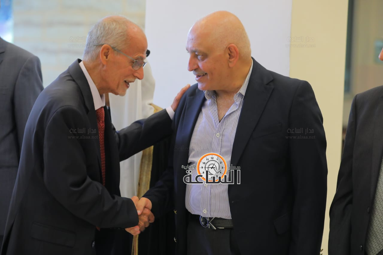 Madar Al-Saa Images 0.5242073099866065