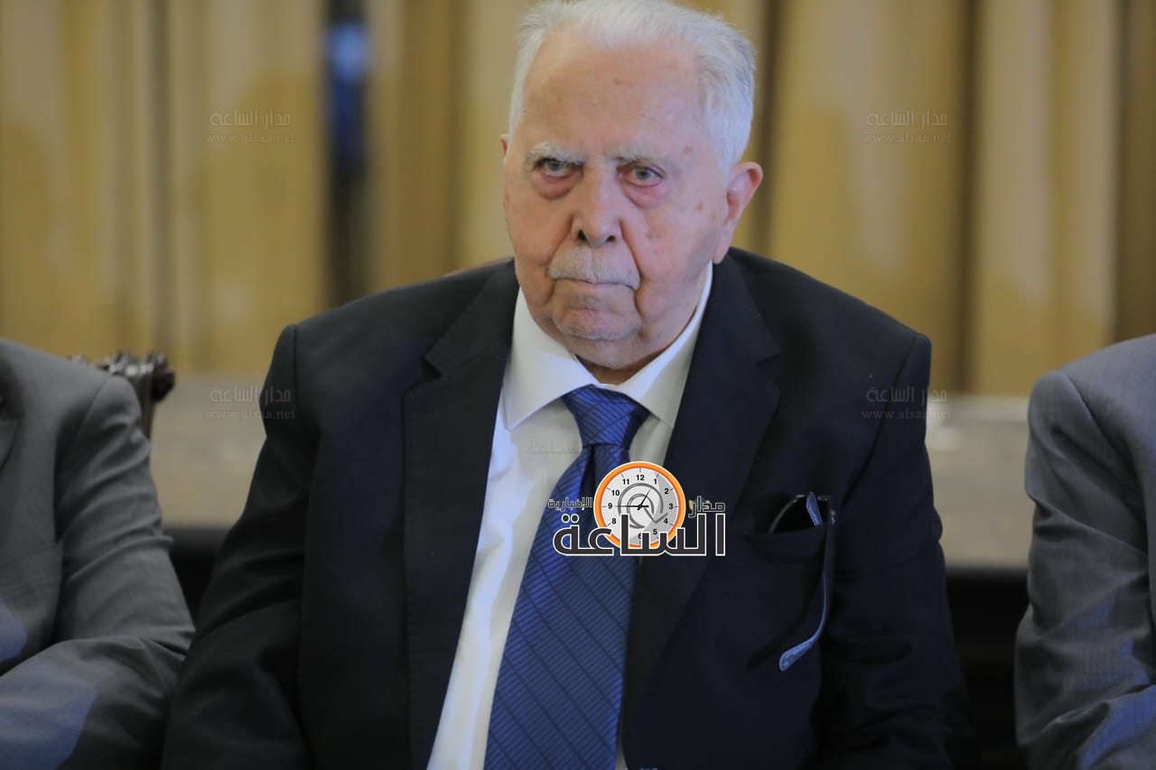 Madar Al-Saa Images 0.32198854197368365