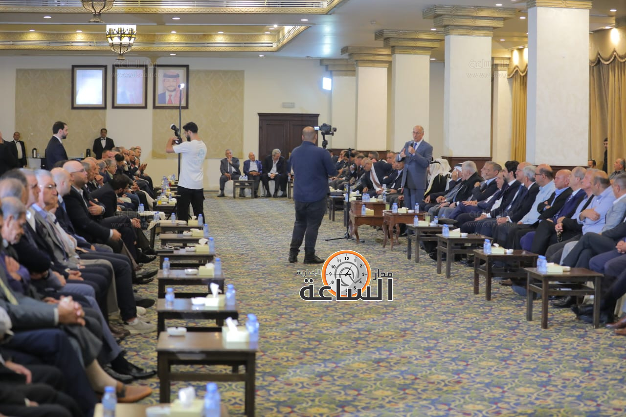 Madar Al-Saa Images 0.3081463155331352