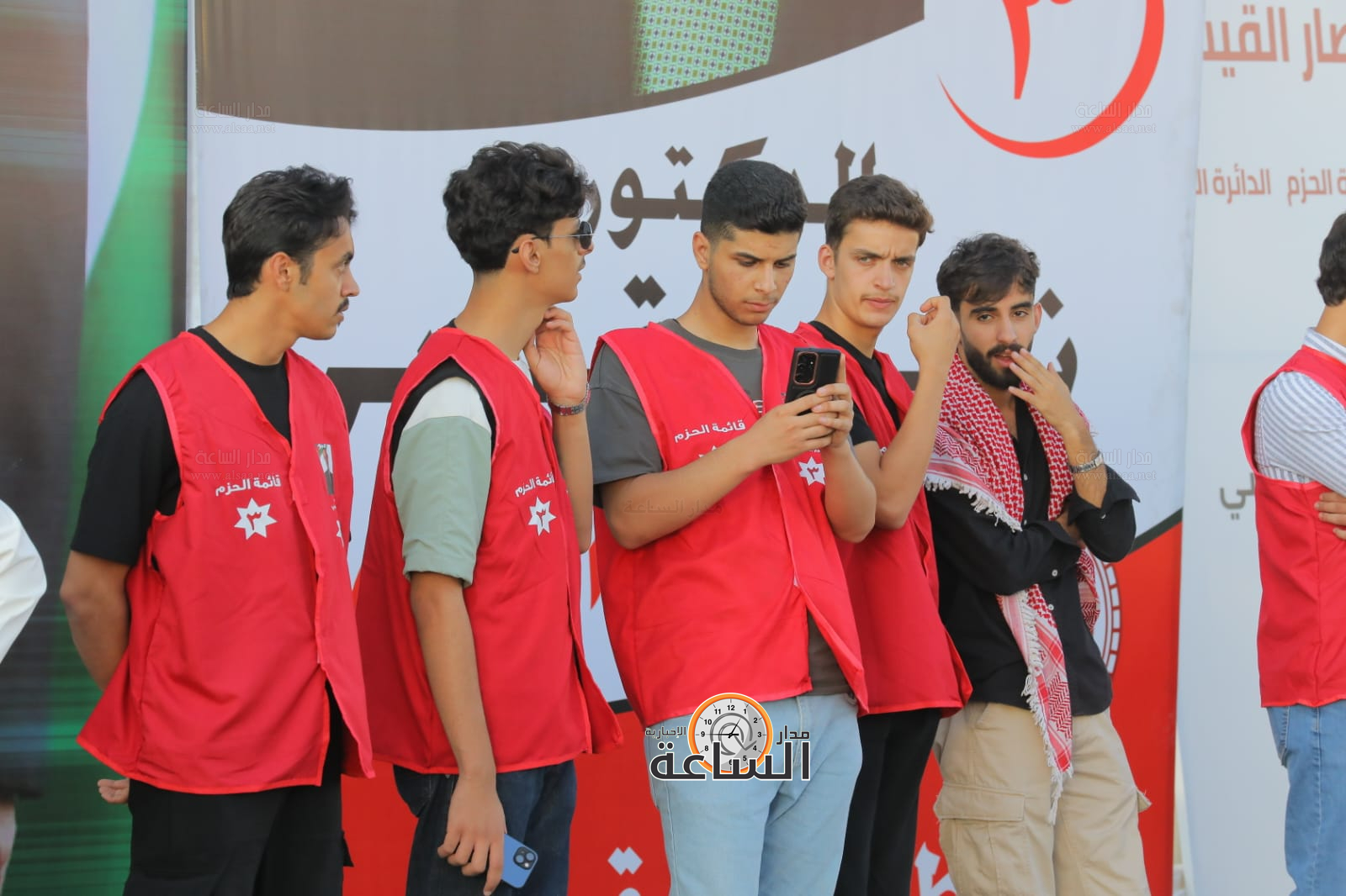 Madar Al-Saa Images 0.36574364007299565