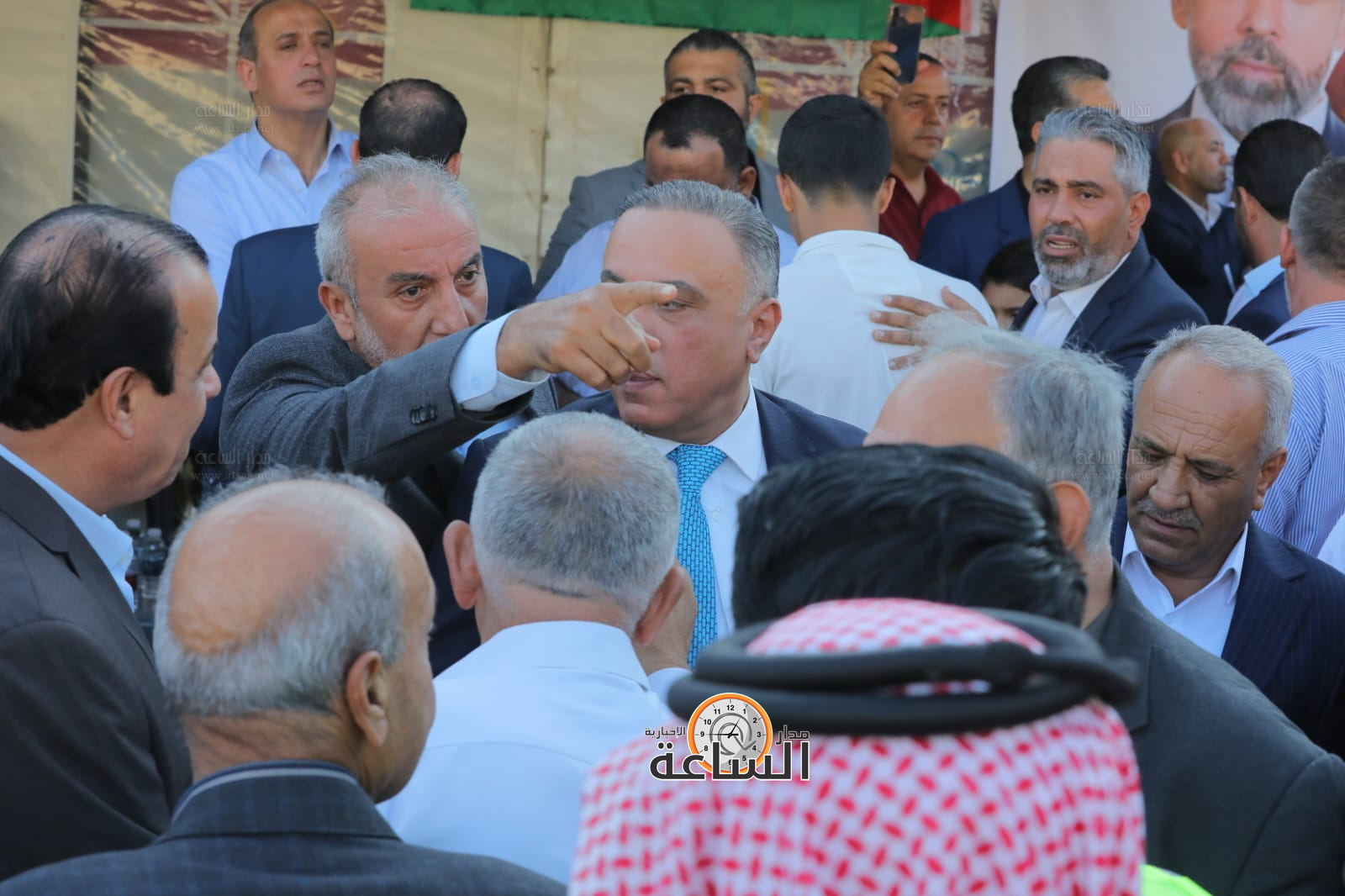 Madar Al-Saa Images 0.44173214774194647