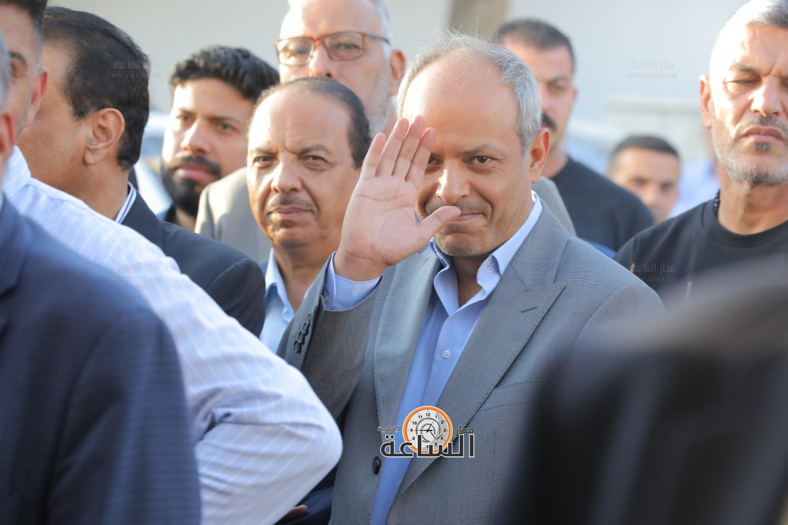 Madar Al-Saa Images 0.46390417164284137