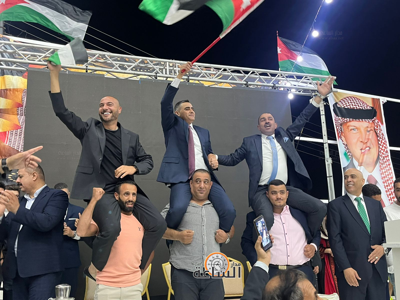 Madar Al-Saa Images 0.02057868077854752