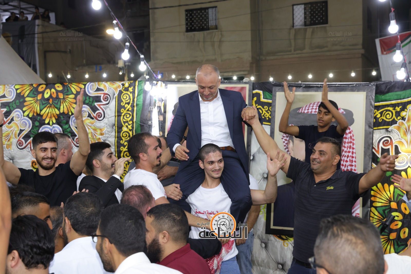 Madar Al-Saa Images 0.4992861763173384