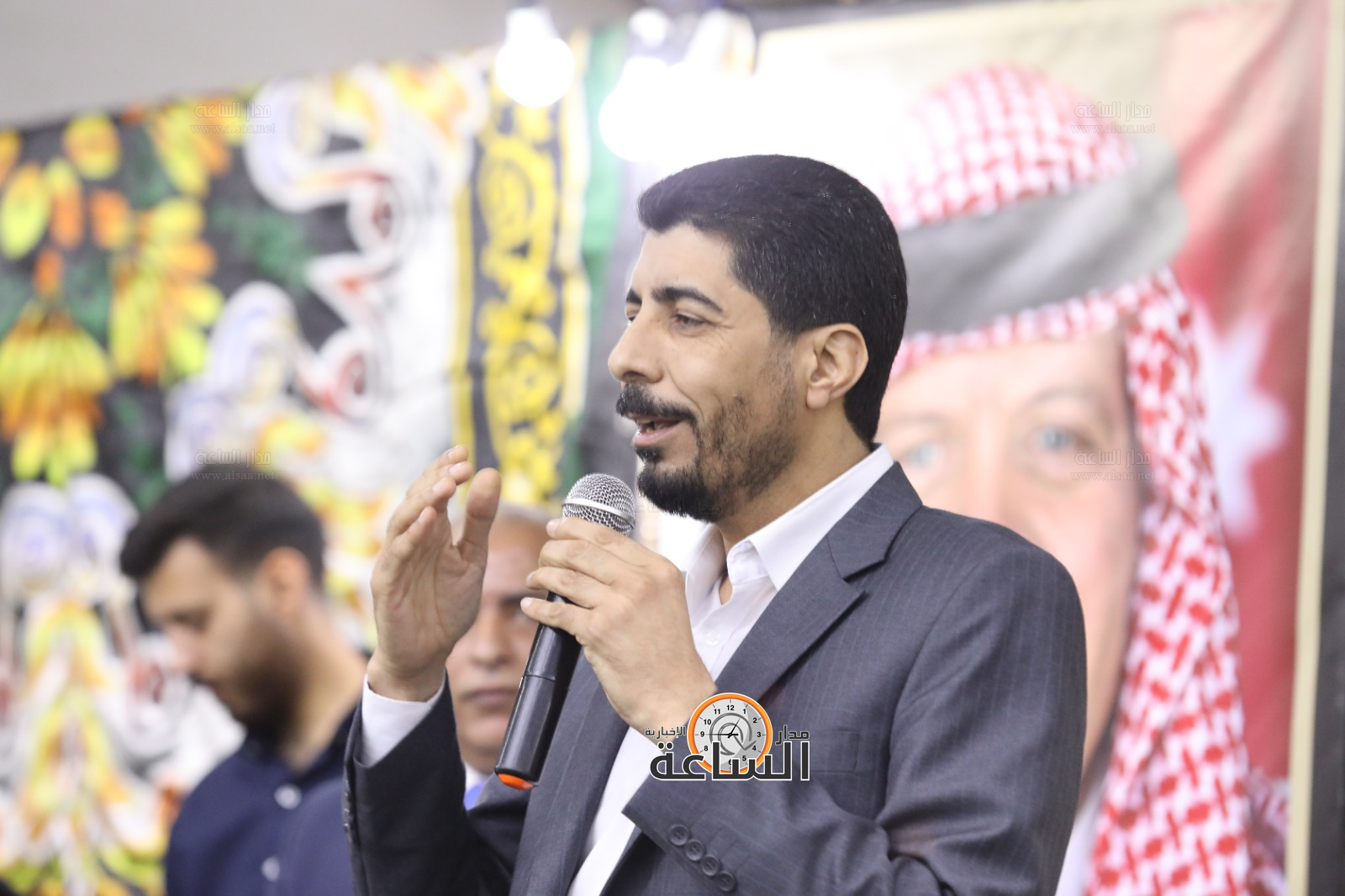 Madar Al-Saa Images 0.6581018482807919