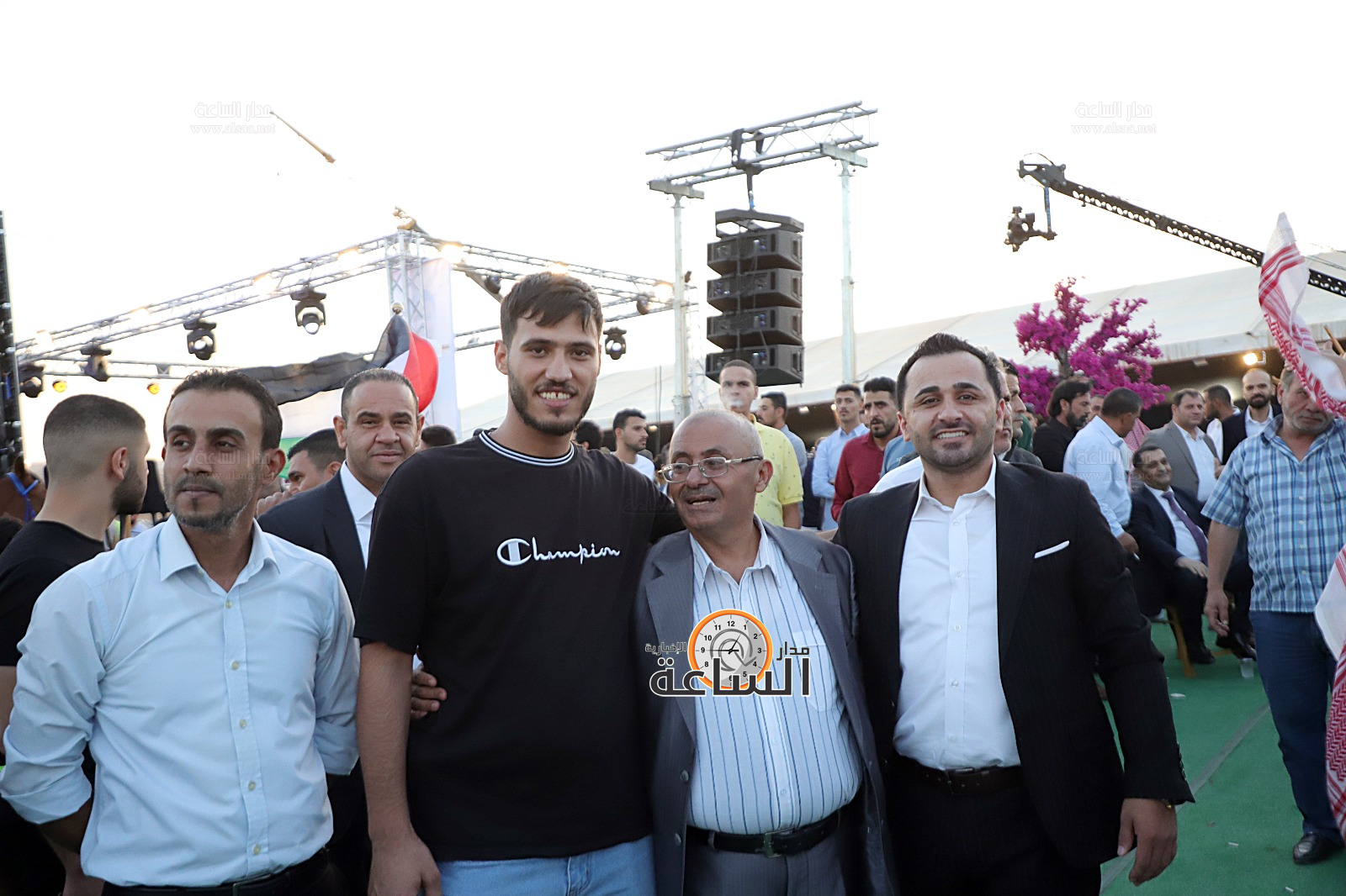 Madar Al-Saa Images 0.8021239033263043