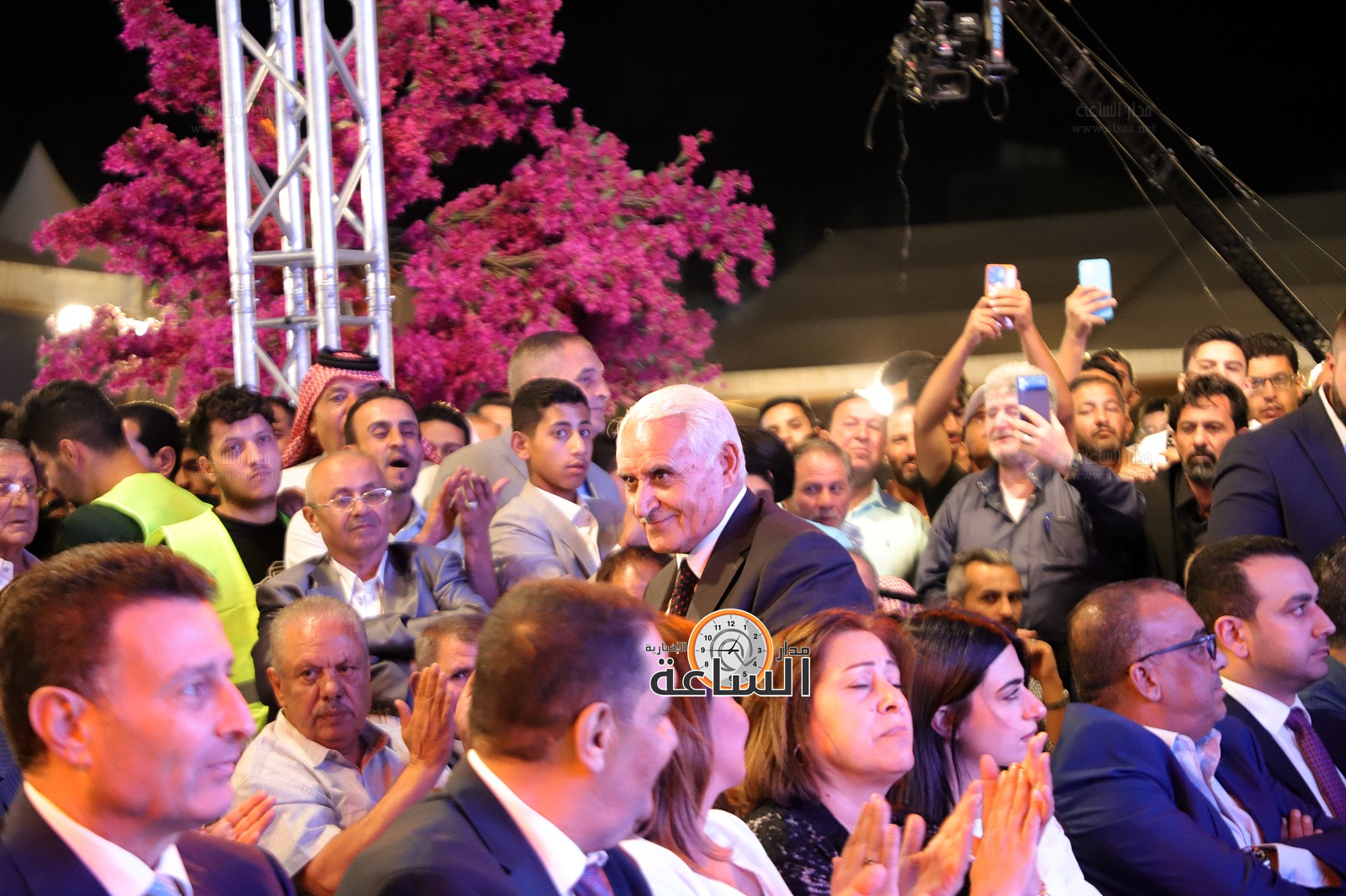 Madar Al-Saa Images 0.7912659130932913