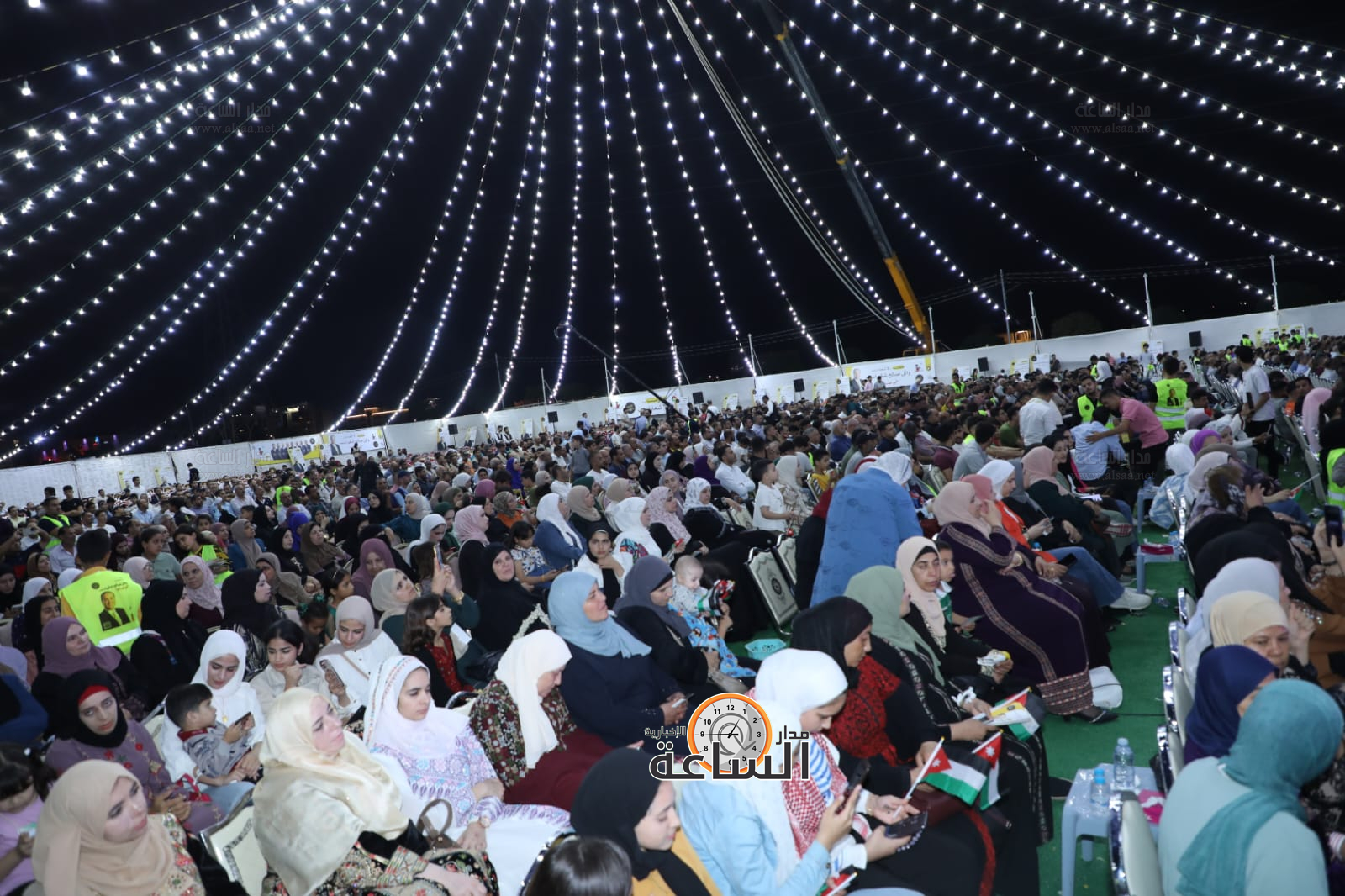 Madar Al-Saa Images 0.24680377176941048