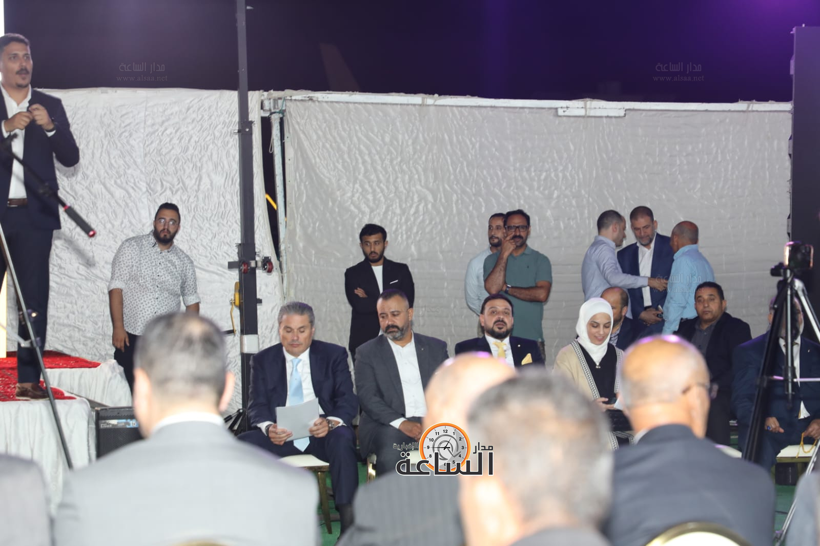 Madar Al-Saa Images 0.041895203102496836