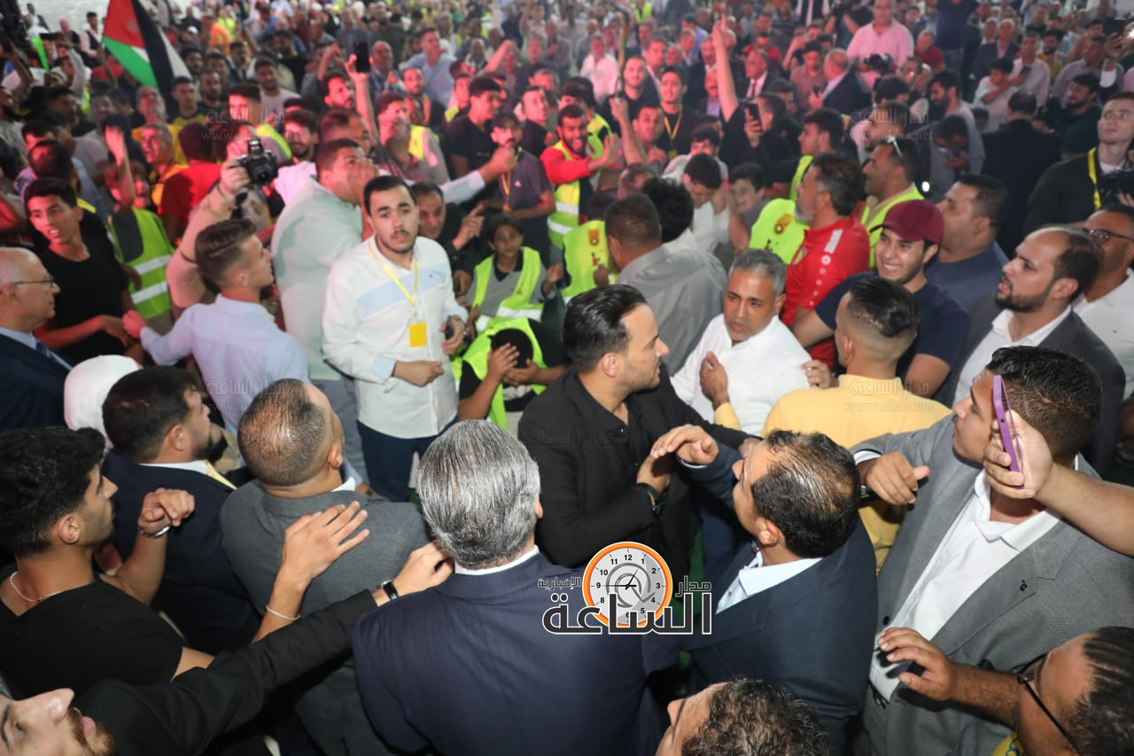 Madar Al-Saa Images 0.7990108021324023