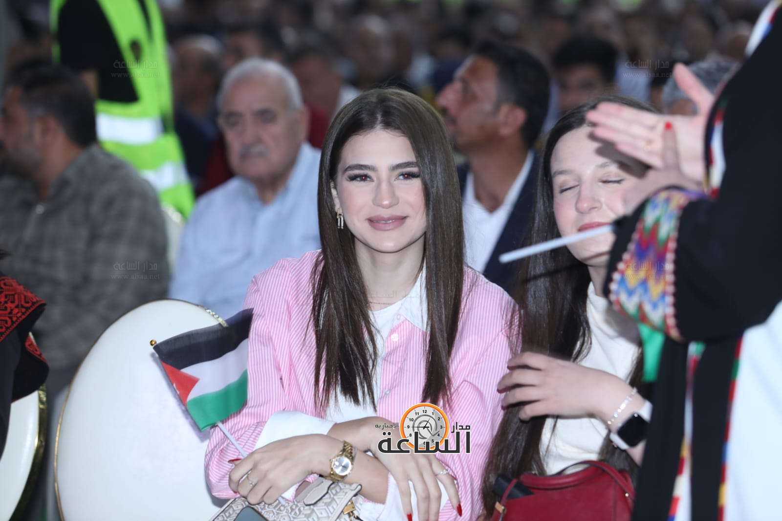 Madar Al-Saa Images 0.4951494040293951