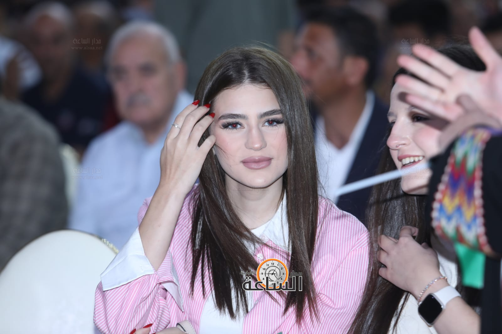 Madar Al-Saa Images 0.6400174283121556