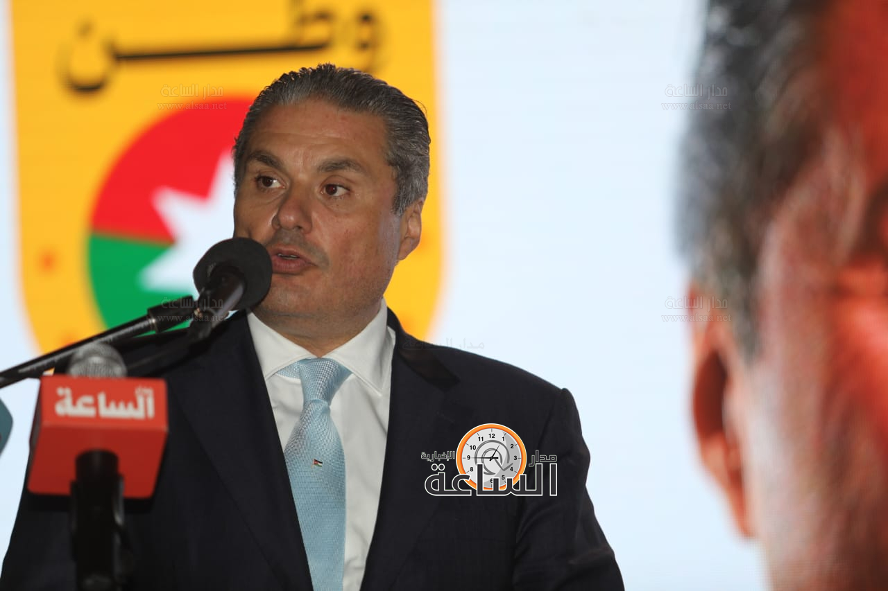 Madar Al-Saa Images 0.6491289011246173