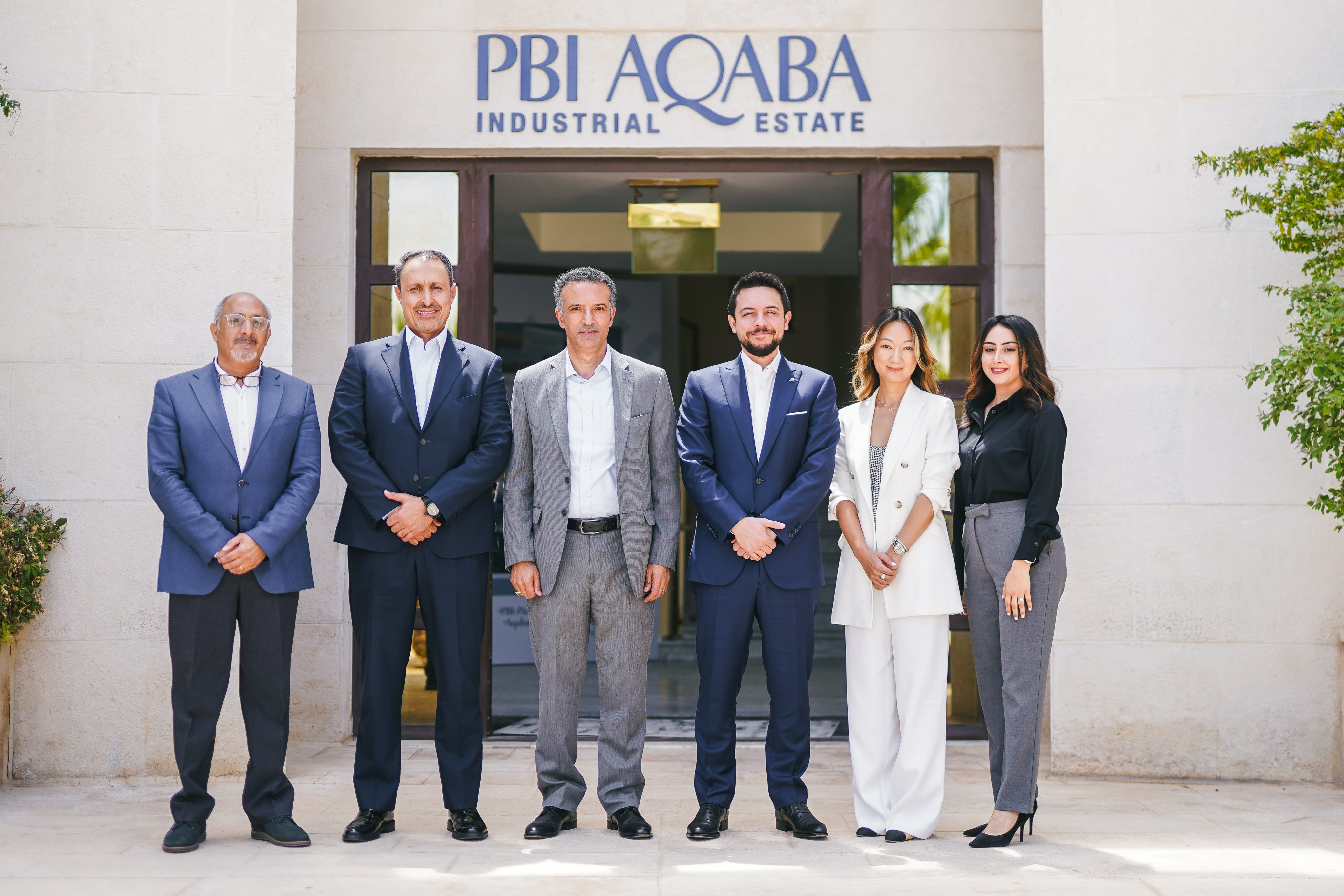 Madar Al-Saa Images 0.8835481860253531