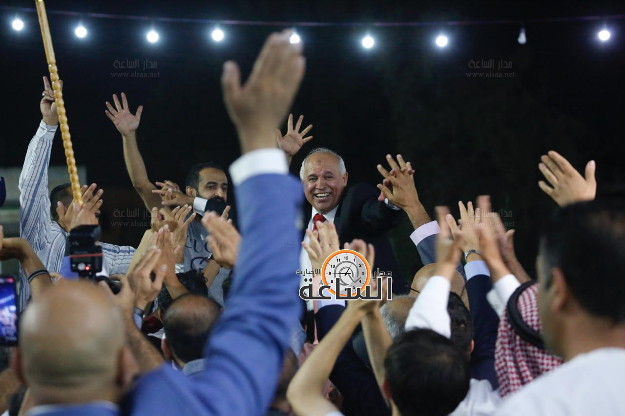 Madar Al-Saa Images 0.8962472765005969