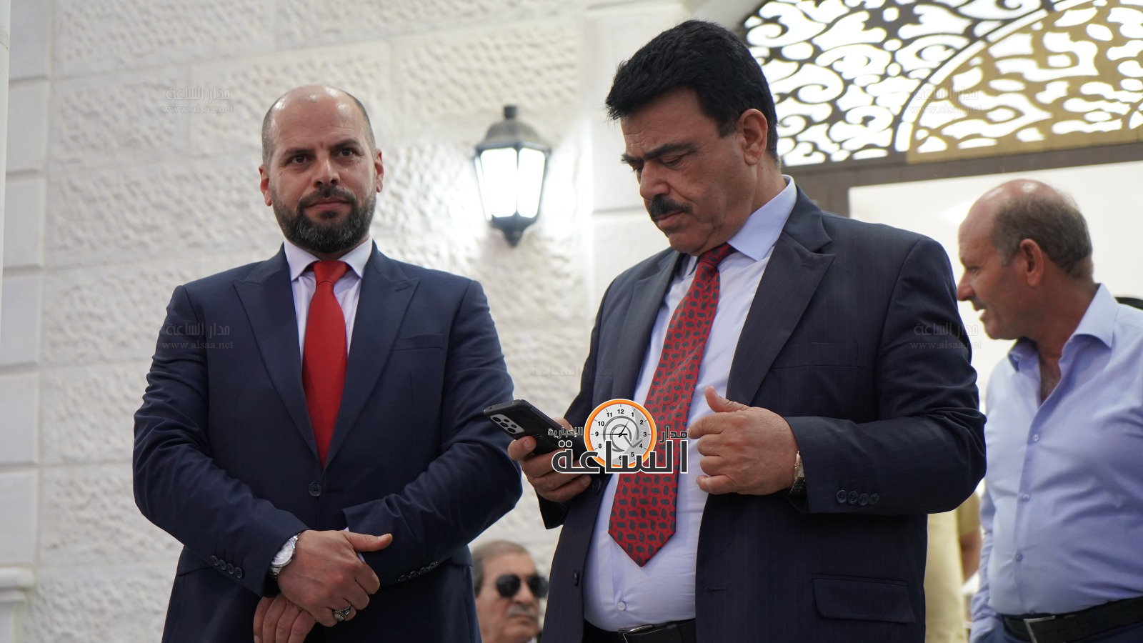 Madar Al-Saa Images 0.9273716878904994