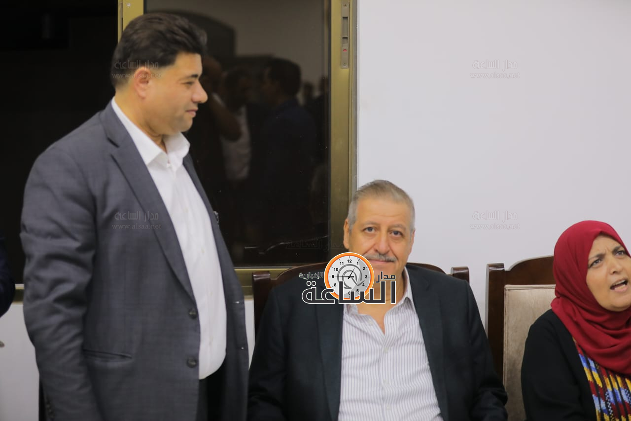 Madar Al-Saa Images 0.3419298356472986