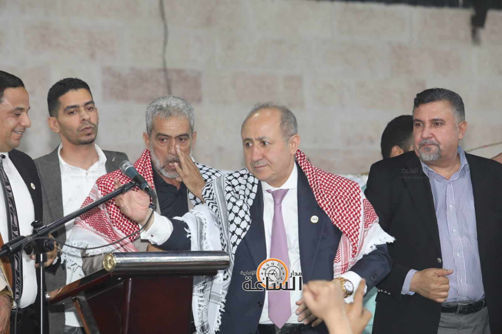 Madar Al-Saa Images 0.32401228318577124