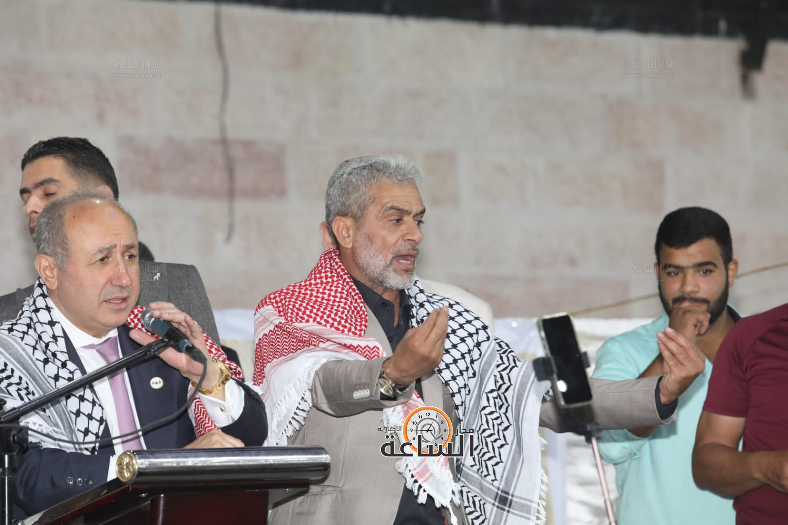 Madar Al-Saa Images 0.41516885593130337