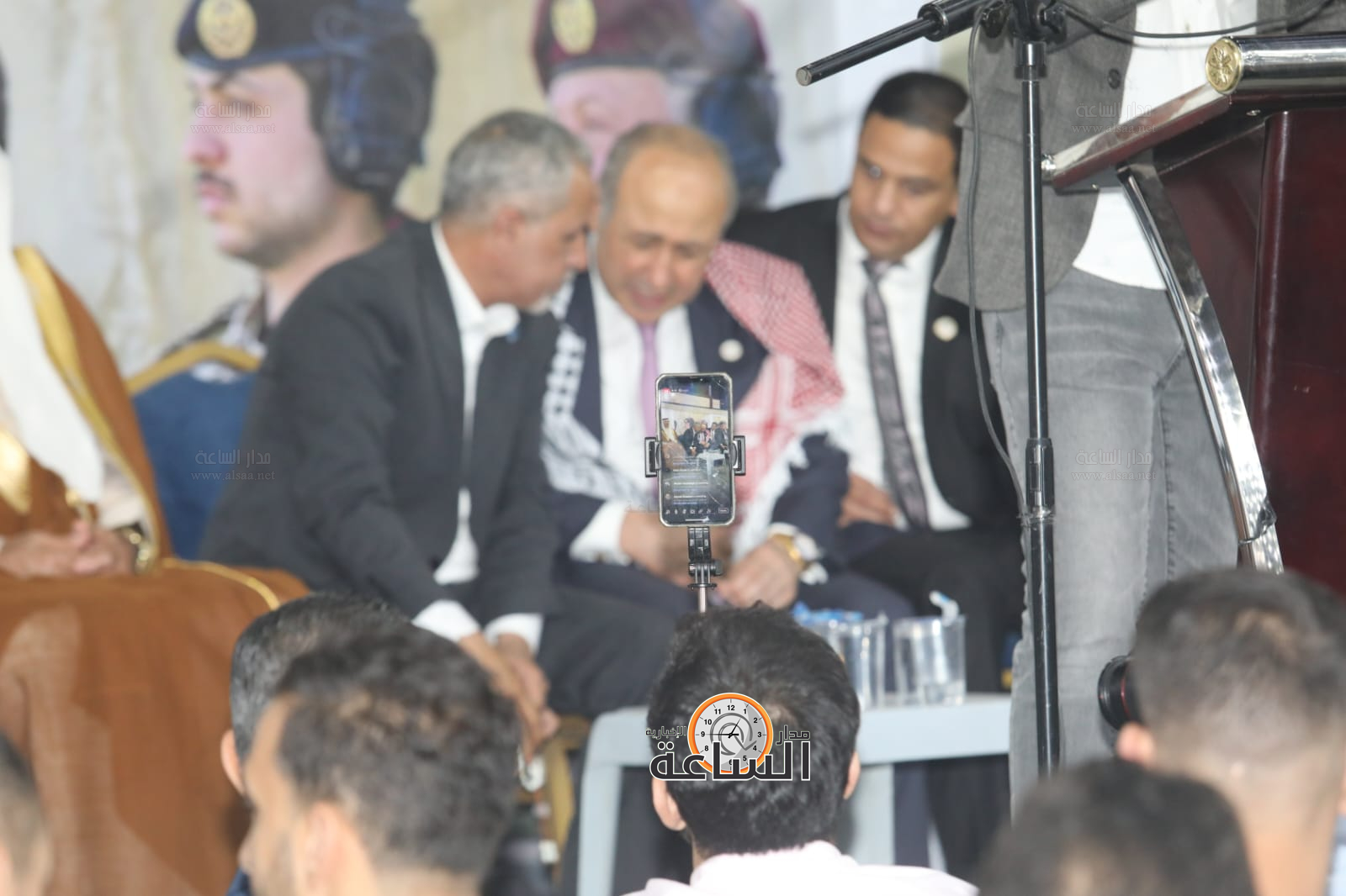 Madar Al-Saa Images 0.8025059405160417