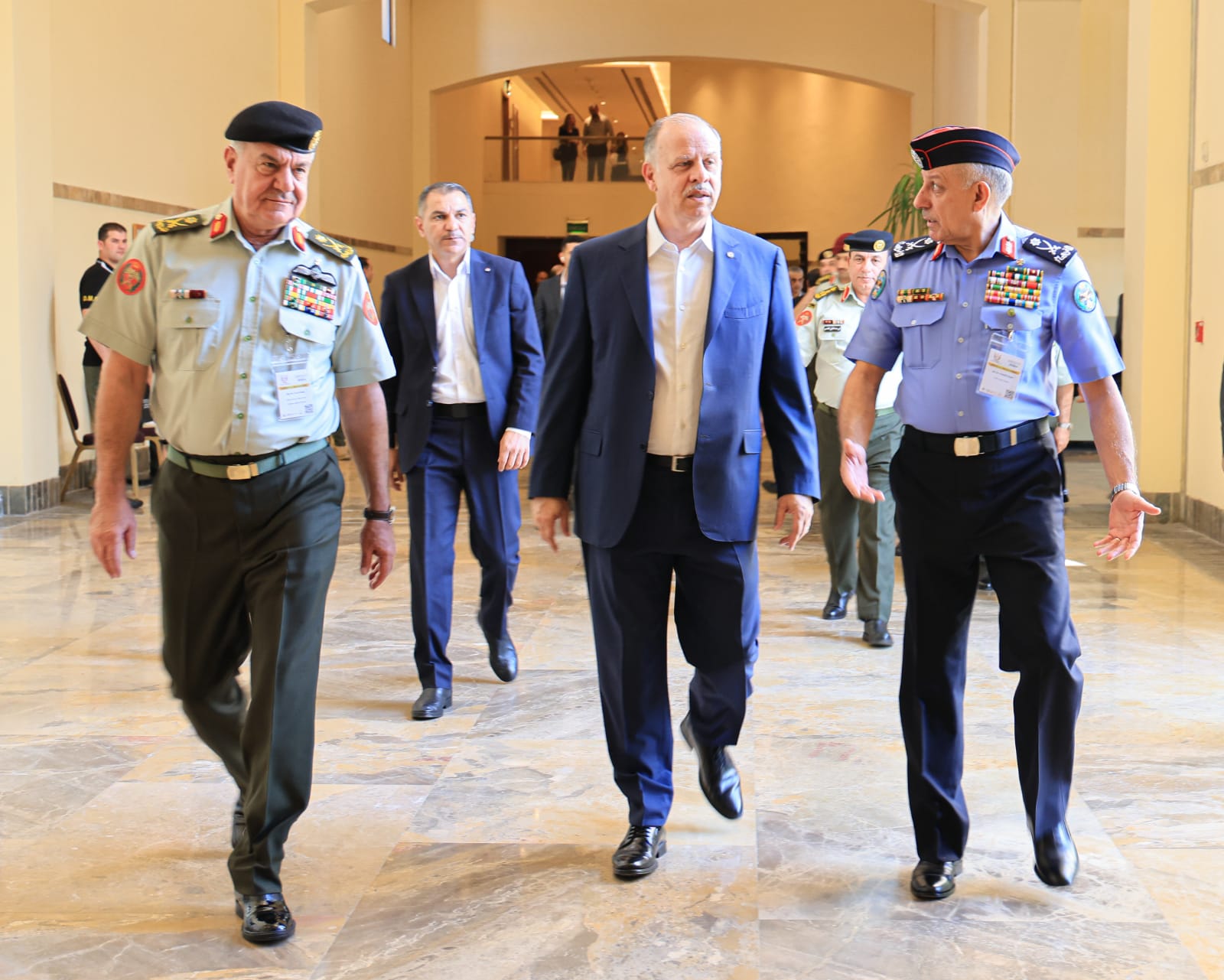 Madar Al-Saa Images 0.11052571265150202