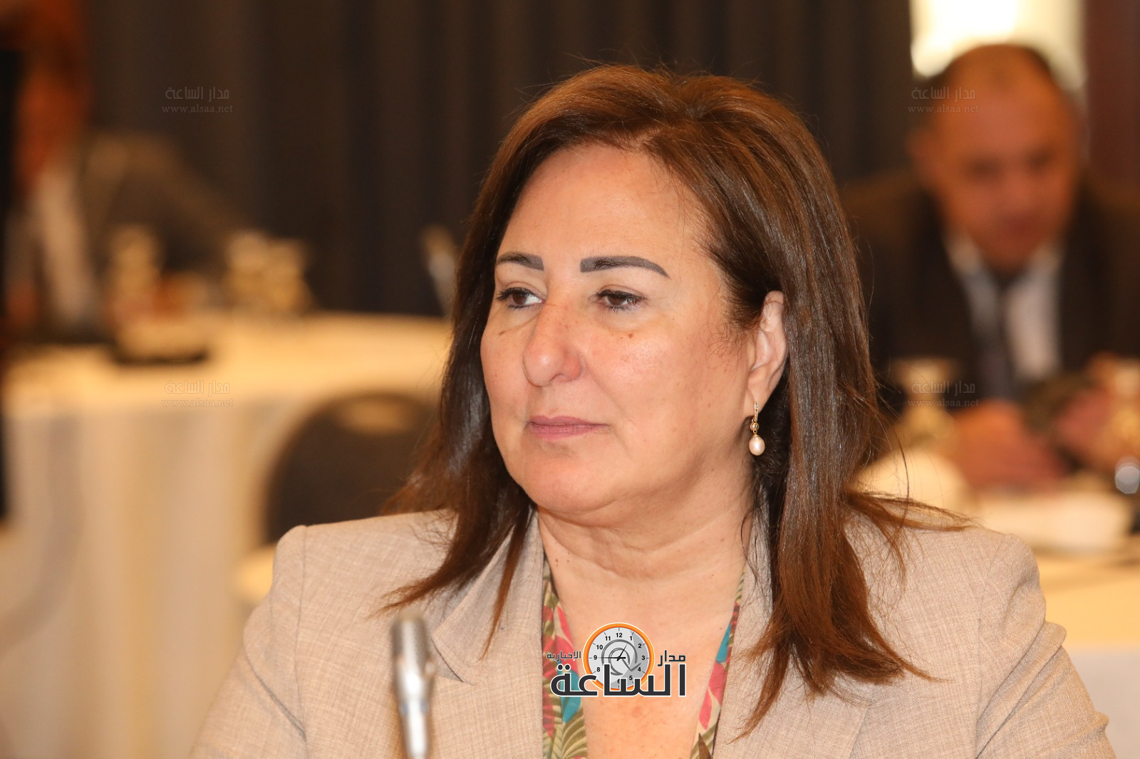 Madar Al-Saa Images 0.8329302630375011