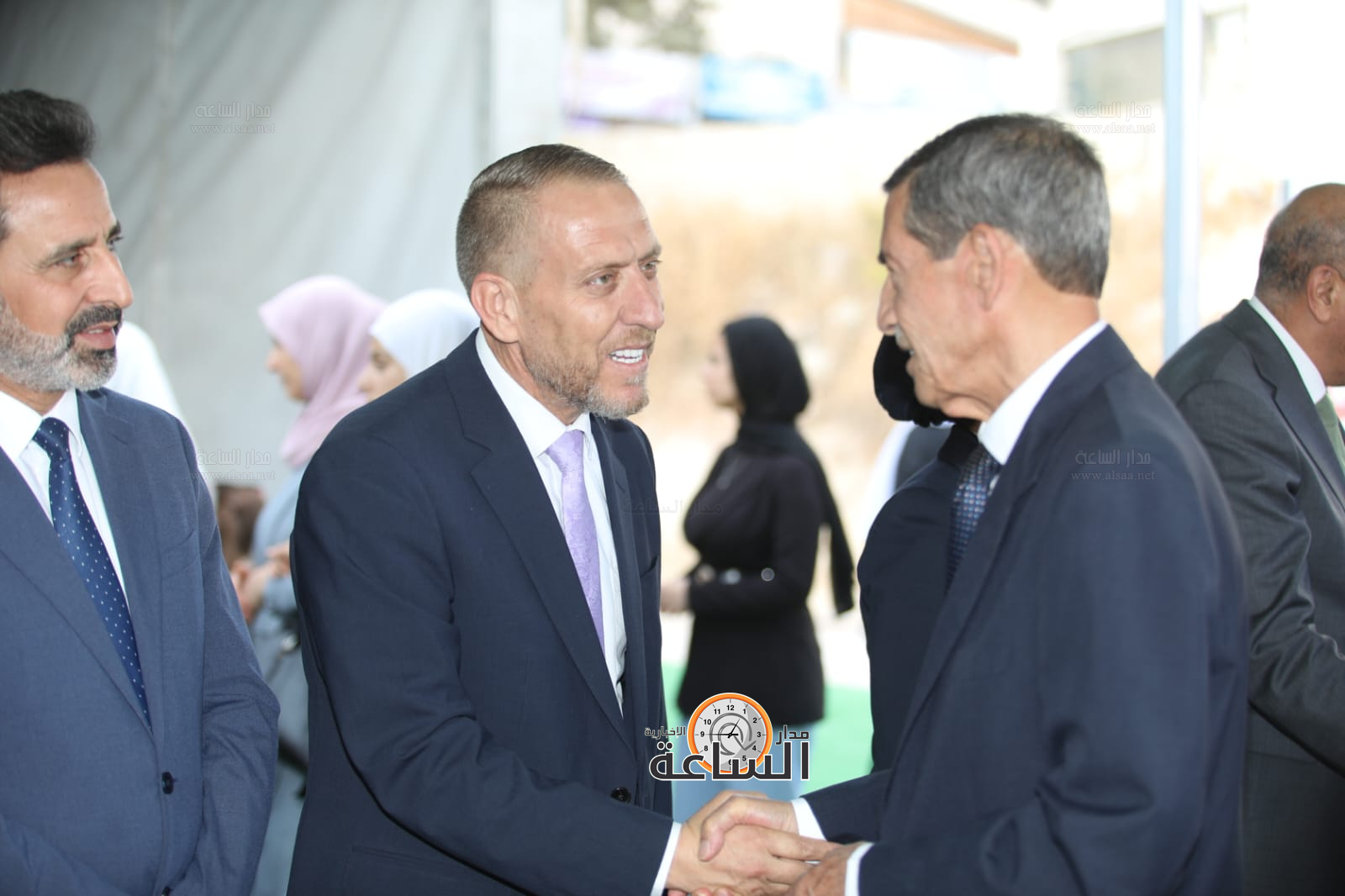 Madar Al-Saa Images 0.9629790780124887