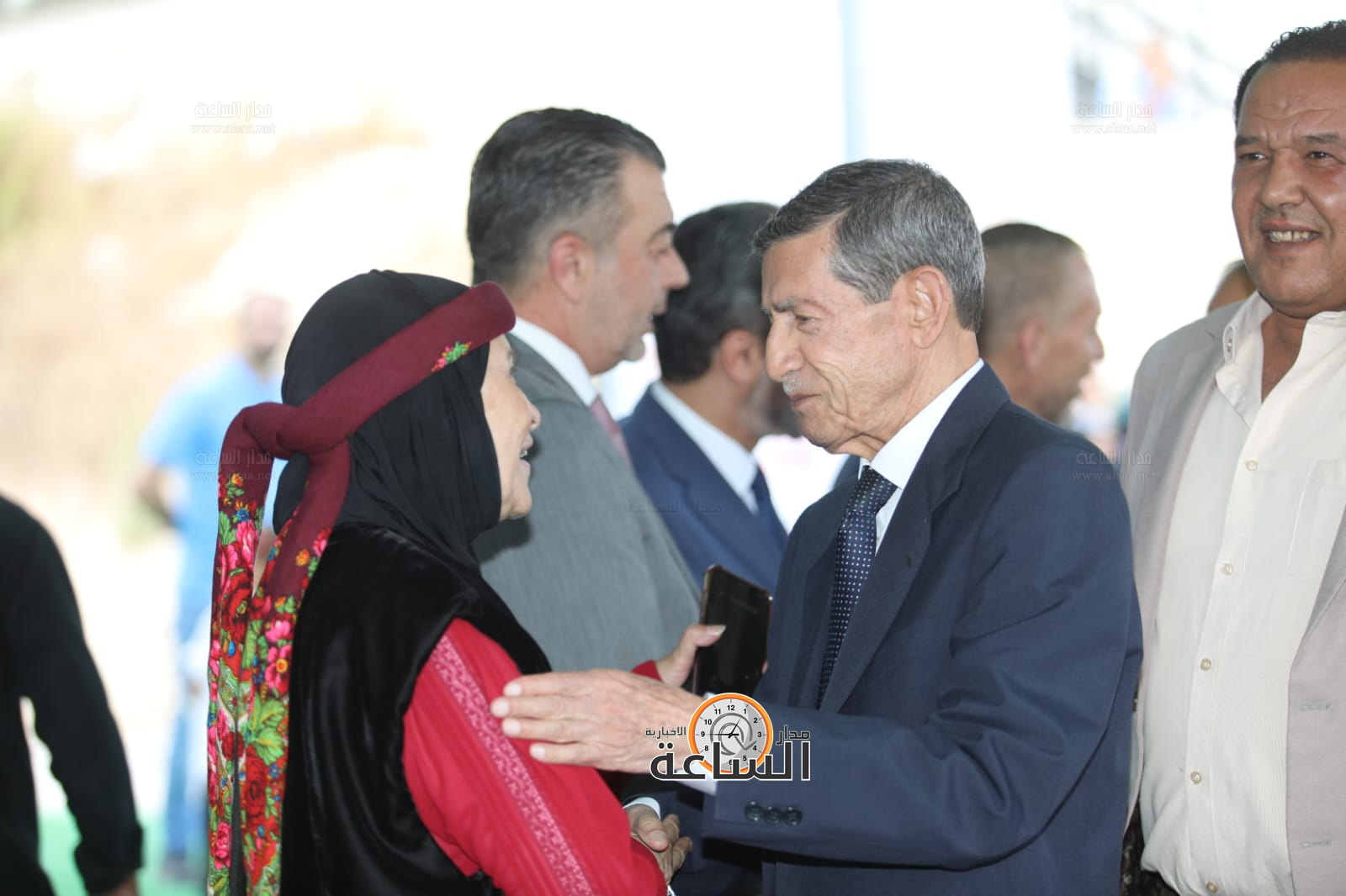 Madar Al-Saa Images 0.6459085254481156