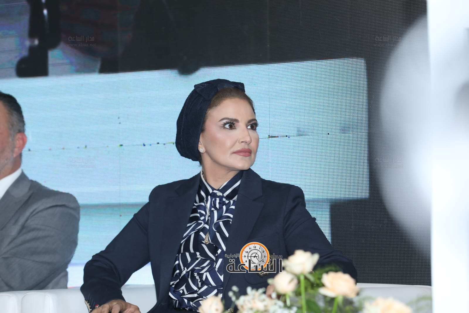 Madar Al-Saa Images 0.42003994094769137