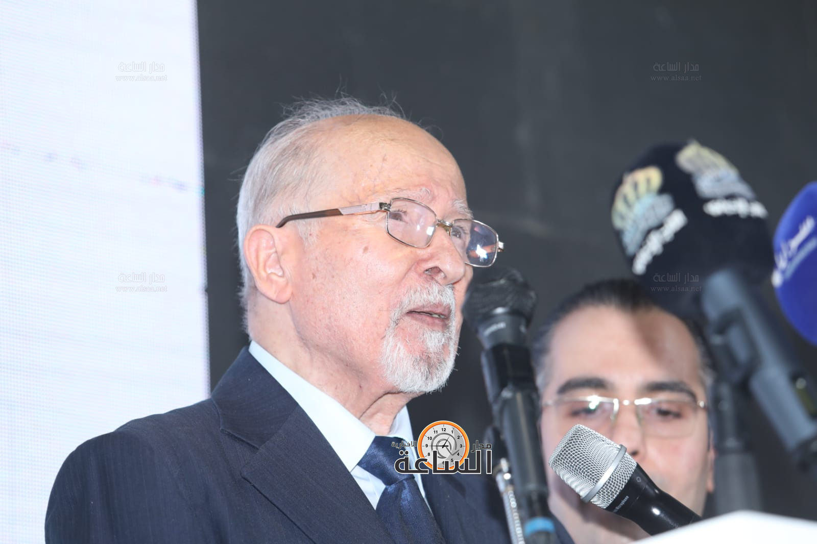 Madar Al-Saa Images 0.21236652411012447