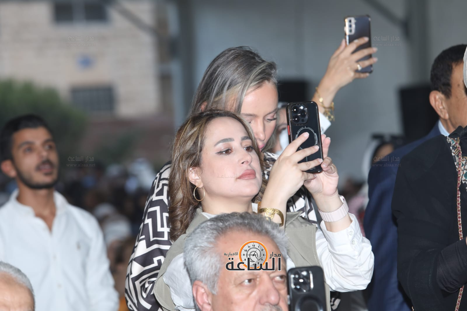 Madar Al-Saa Images 0.6772718305374832